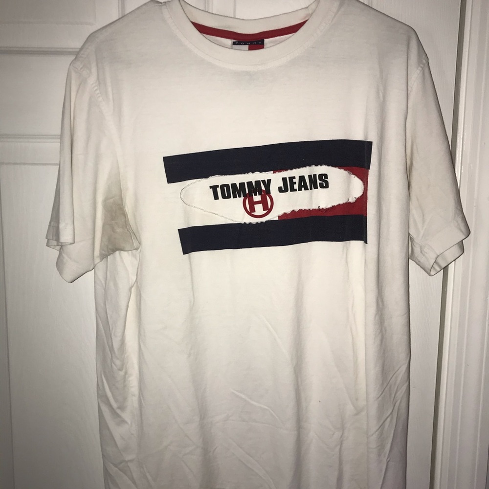 Vintage Tommy Hilfiger Tshirt
